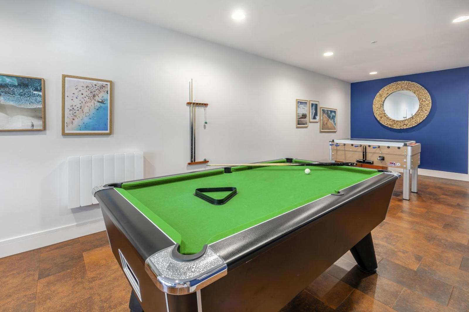 Byron - Luxury Self-Catering Coastal Apartment At The Heart Of Woolacombe With Heated Indoor Pool & Gym - 4 Minutes Walk To Beach! 6 Middlecombe Exterior foto
